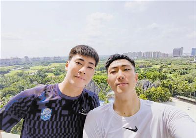 白浆喷水视频